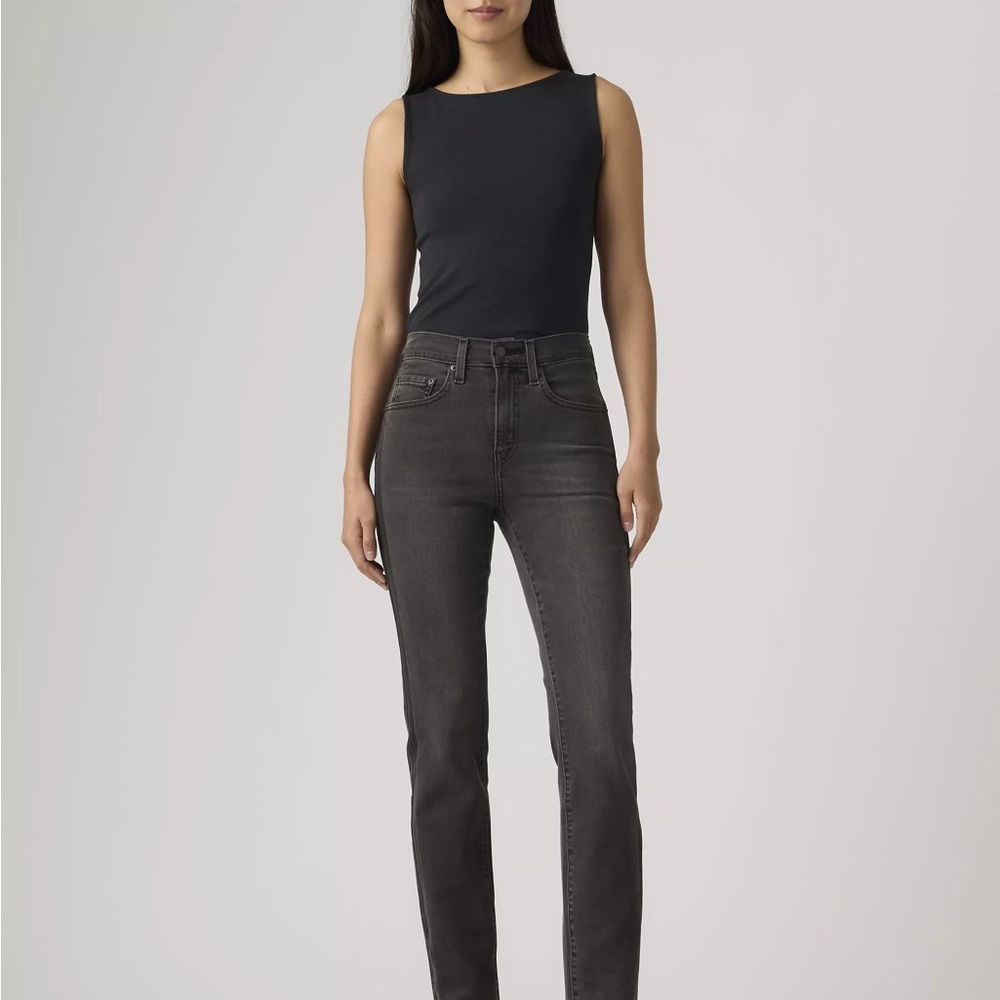 Levi’s 724 High Rise Straight Women’s Jeans